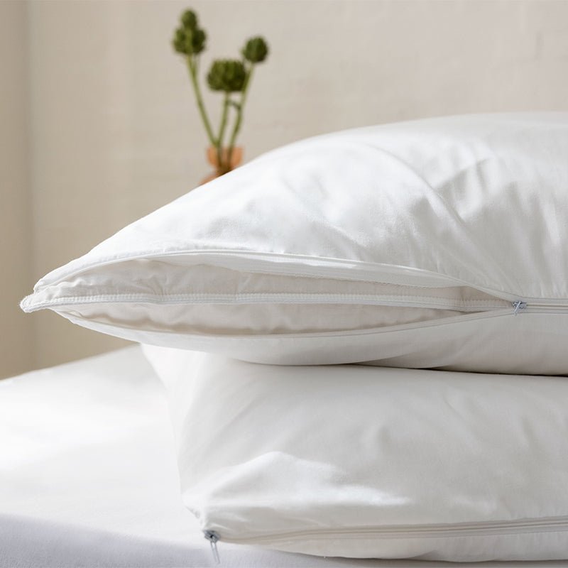 Die Zudecke Luxury Cotton Quilted Pillow Protector - Down & Cotton