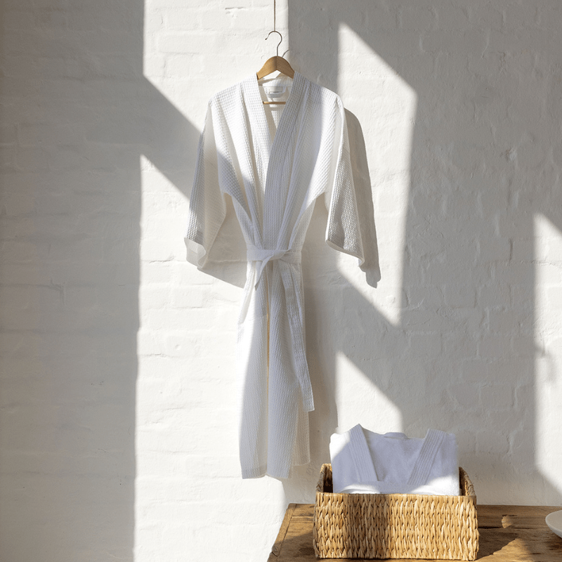 Surrey Down Spa 100% Cotton Premium Bathrobe - Unisex - Down & Cotton